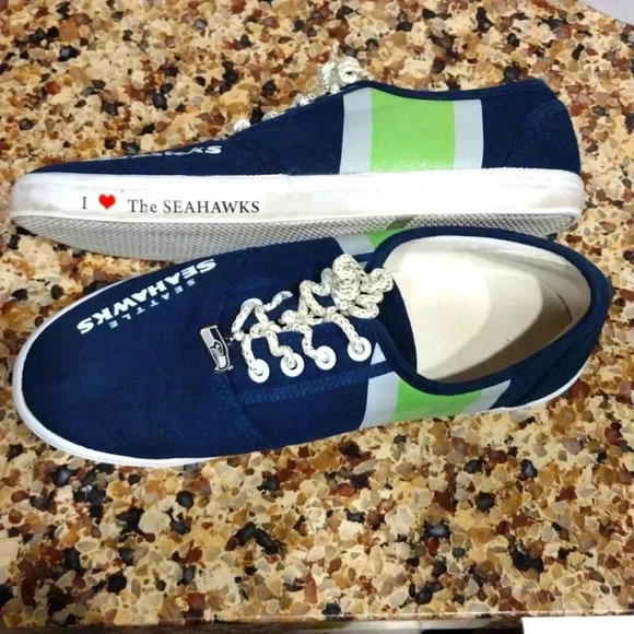 Seattle Seahawks Fan shoes - Picture 5 of 7